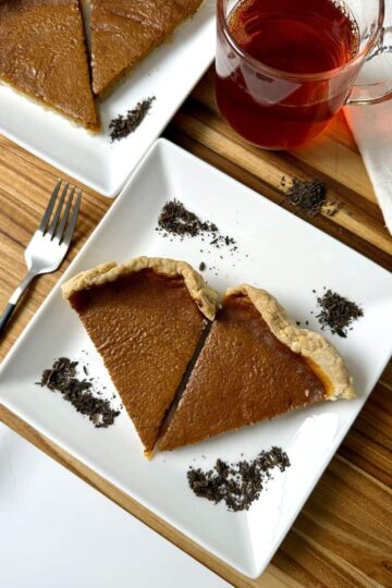 Thai tea pumpkin pie on a plate