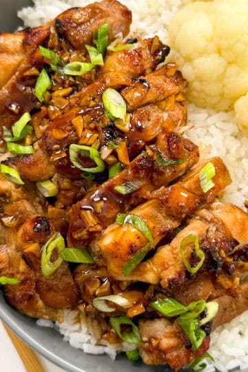 Honey Garlic Chicken Thighs Featured 2