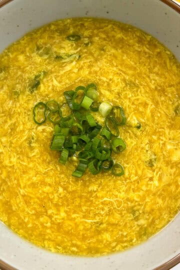 Easy Egg Drop Soup small bowl featured view
